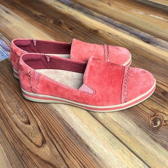 Earth Origins Suede size 9.5 - Picture 1 of 12